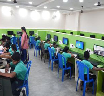 Online Lab - Ceoa Matriculation School Madurai Image